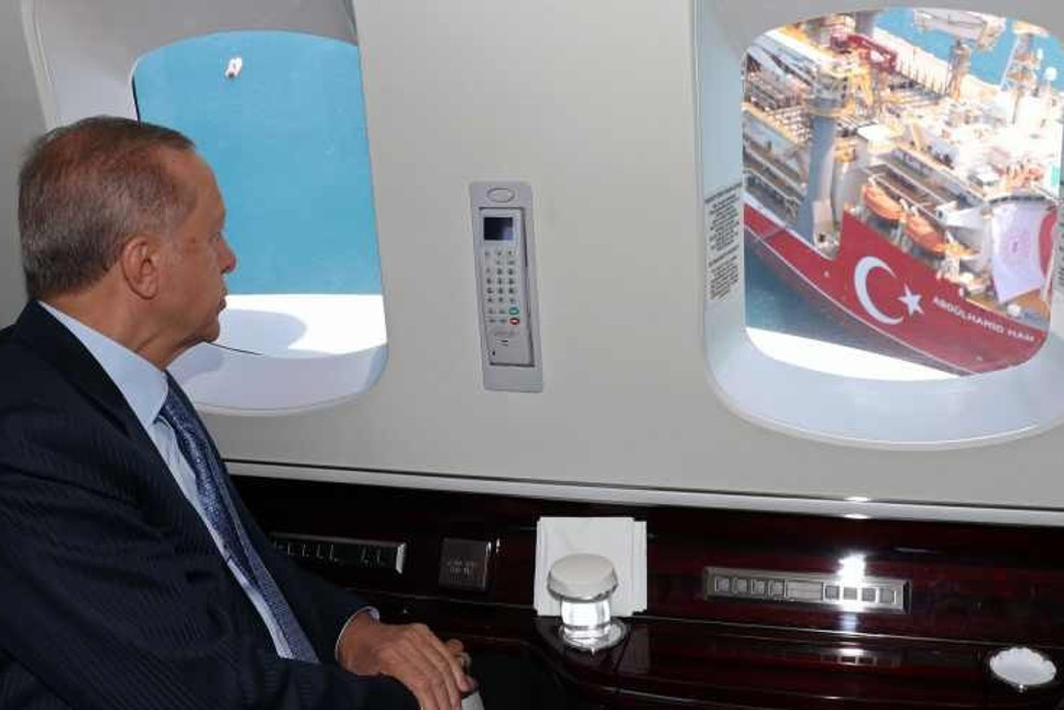 Erdoğan, Abdülhamid Han'a rotayı verdi; Yunanistan korktu